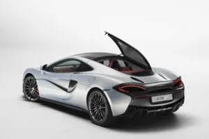 2017 McLaren 570GT