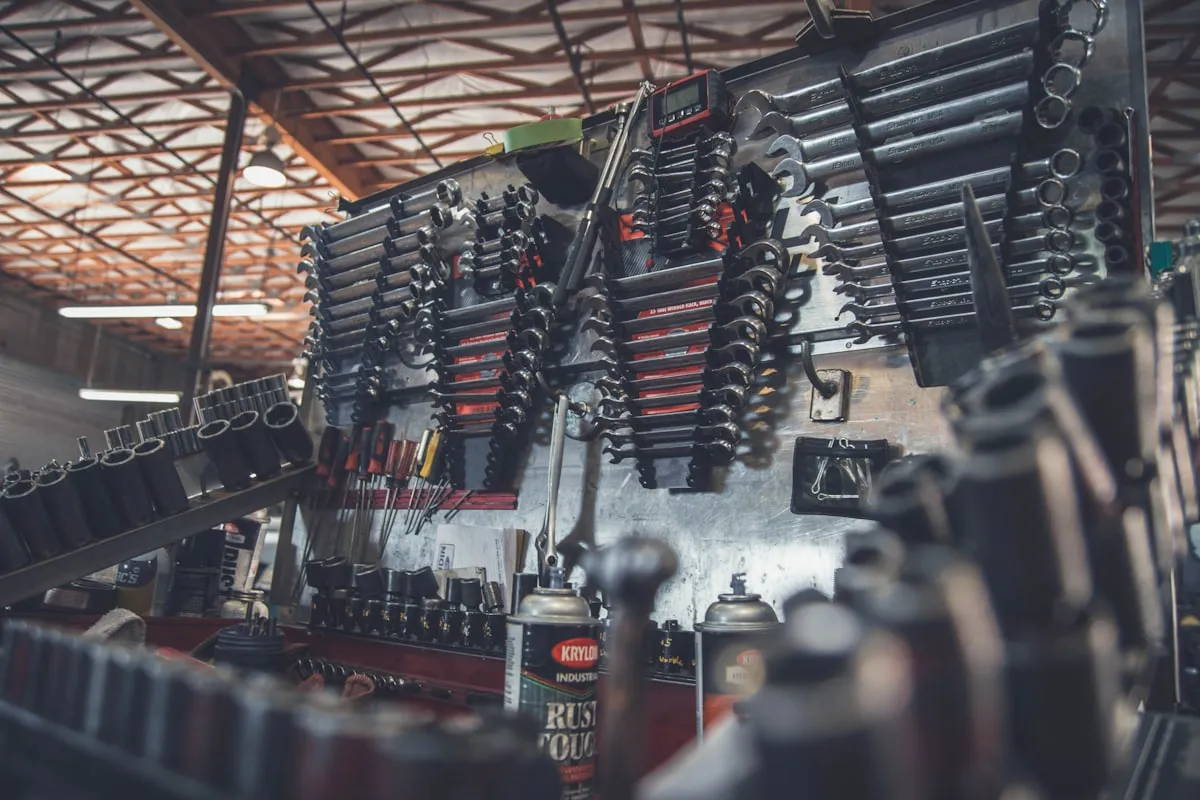 Compact Jump Starters and Emergency Gear That Belong in Every Trunk