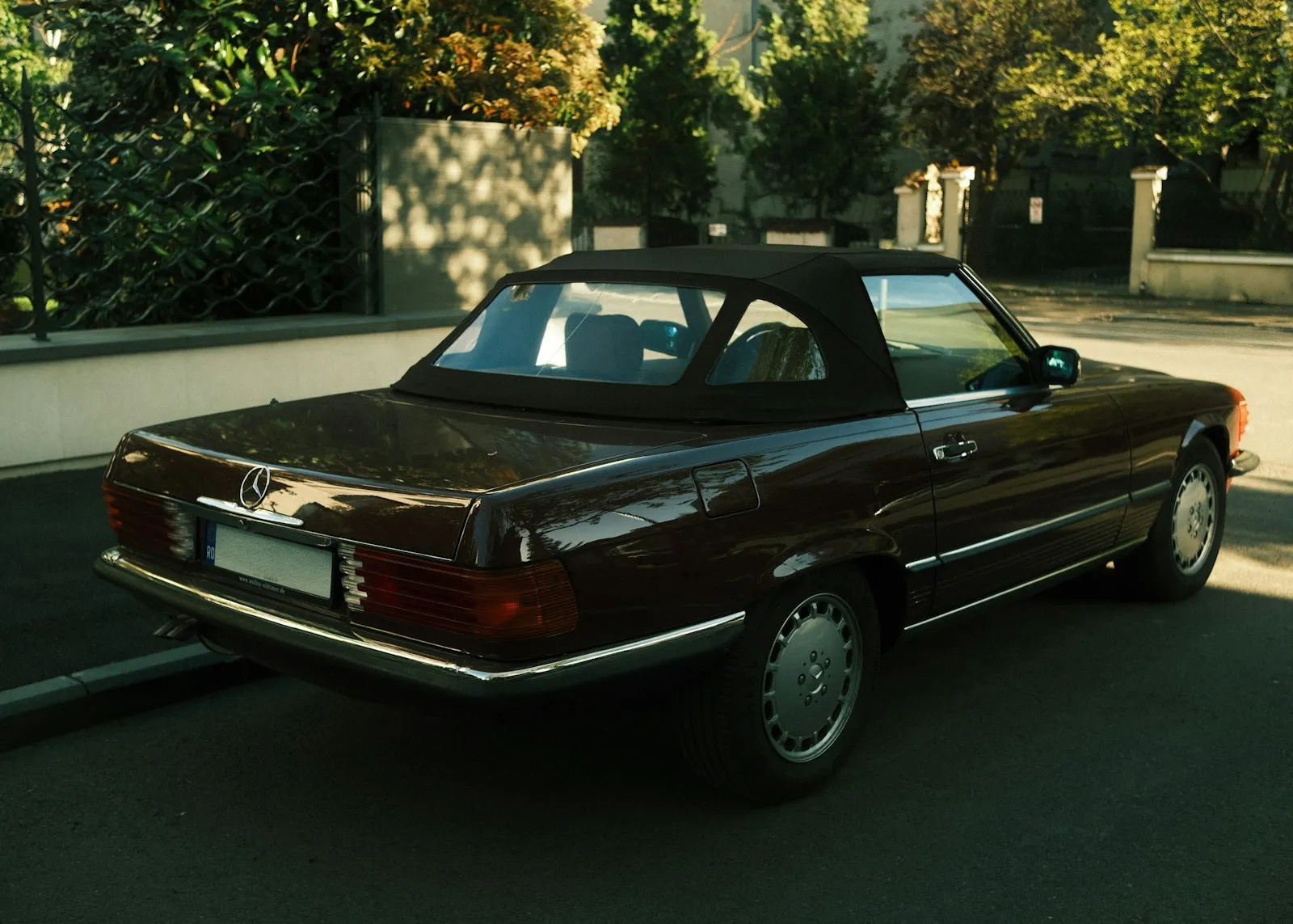 Convertible Top Inspection and Care for Classics — What to Check Before the First Top-Down Day